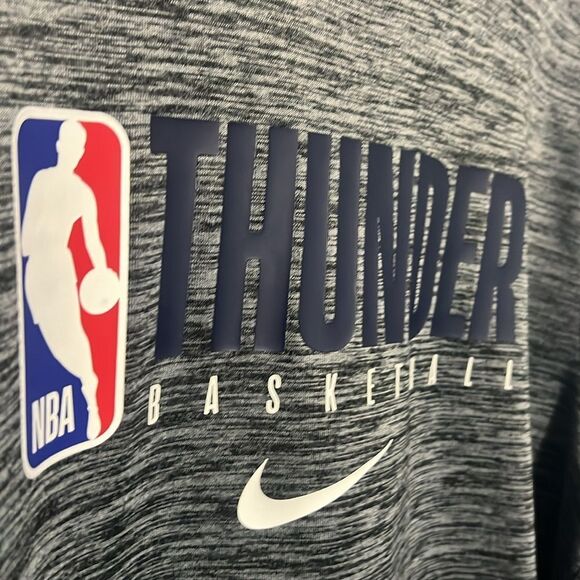 🔥🏀 OKLAHOMA CITY THUNDER NBA NIKE Dri-Fit Polyester Hoodie Sweatshirt Lg -NWOT - Picture 5 of 9